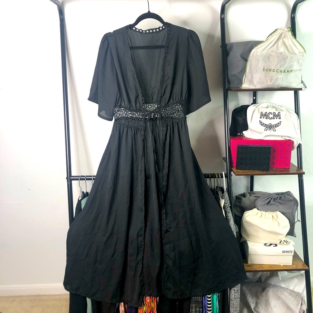 Black Kimona